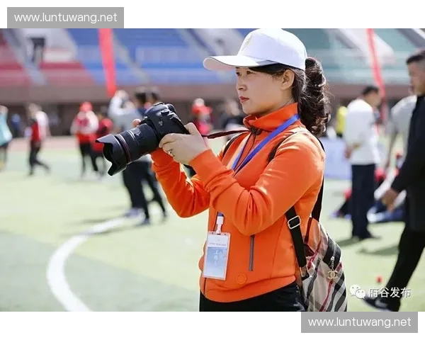 赛鸽直播全程解说带你体验极速飞翔与精彩赛事互动盛宴